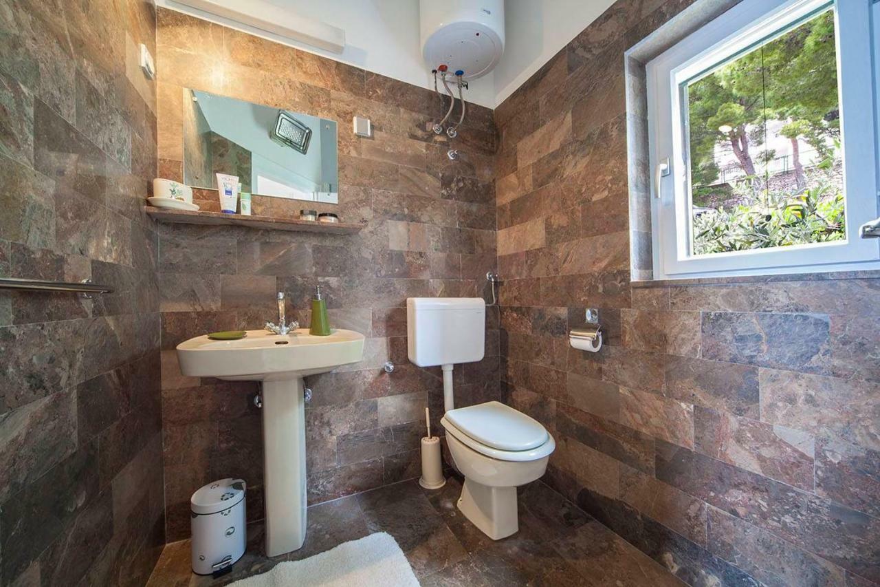 Villa Skalinada, 8 Persons, Private Pool, Башка-Вода Экстерьер фото